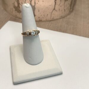 14K YELLOW DIAMOND ENGAGEMENT RING